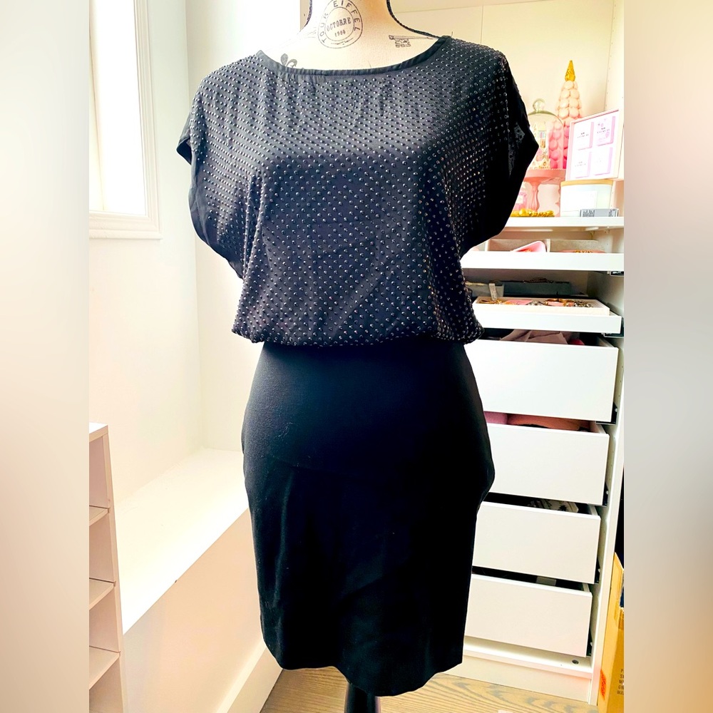 VERY PRETTY LBD LITTLE BLACK DRESS WITH BEADS